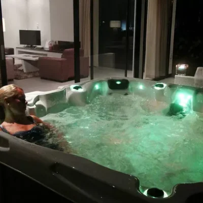 Hidromasažni Bazen: Admire