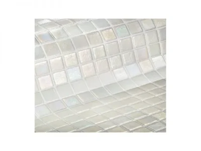 Stakleni_mozaik_Perla_PROTUKLIZNI_2_5_x_2_5_cm_2_m2_u_paketu_cijena_za_1_m2