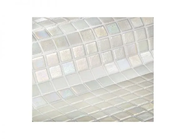 Stakleni_mozaik_Perla_PROTUKLIZNI_2_5_x_2_5_cm_2_m2_u_paketu_cijena_za_1_m2