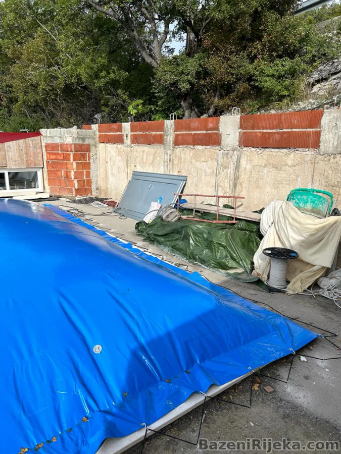 Pokrivač za bazen Pevex – univerzalno rješenje po nižoj cijeni. BazeniRijeka.com