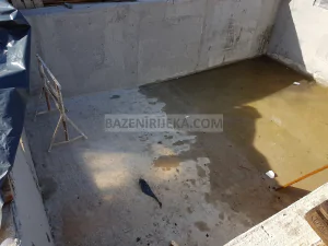 Bazen MM011