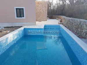 Bazen MM049