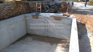 Bazen MM172